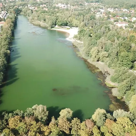 Campsite Bauwagen Gnubbel Am Jahnteich