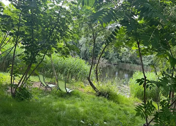 Kemp Bauwagen Gnubbel Am Jahnteich Weisswasser